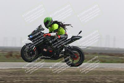 media/Nov-30-2025-TrackDaz (Sun) [[d8b22663df]]/B Group/Session 5 (Wheelie Bump)/